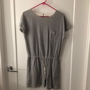 Super soft casual Lou & Grey dress